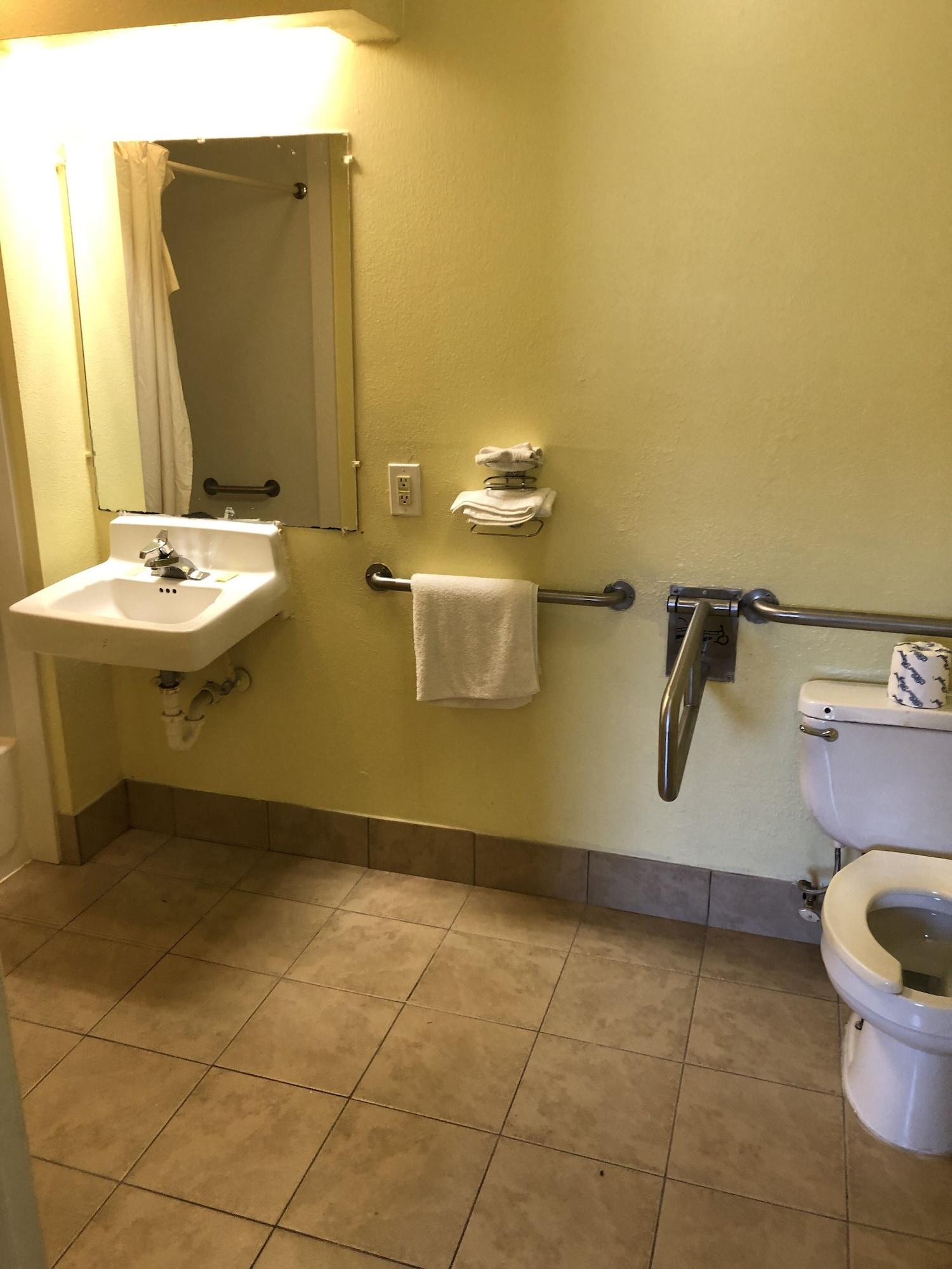 Travel Inn Motel Hartford Luaran gambar