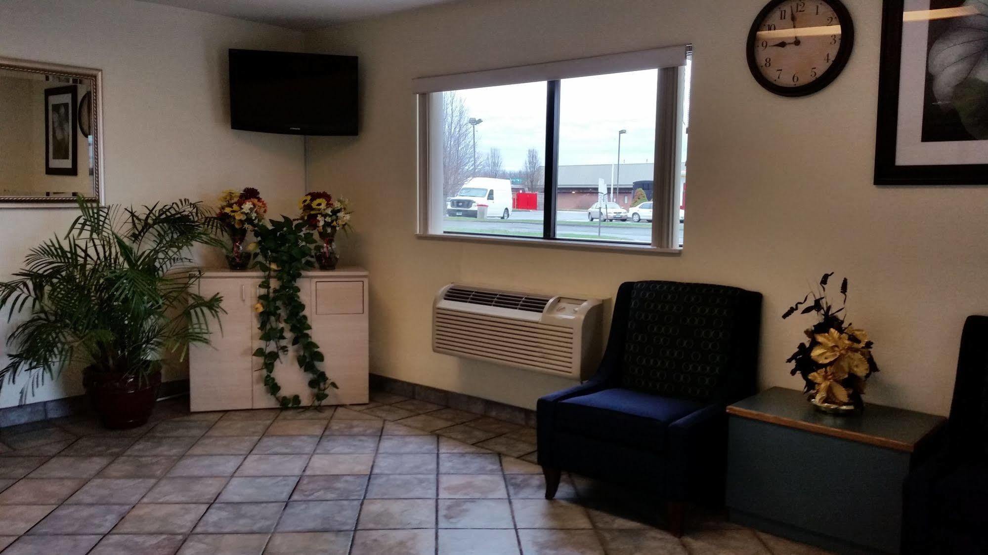 Travel Inn Motel Hartford Luaran gambar